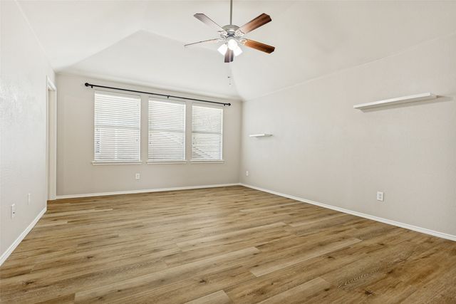 301 Highland Glen Drive, Wylie, TX 75098