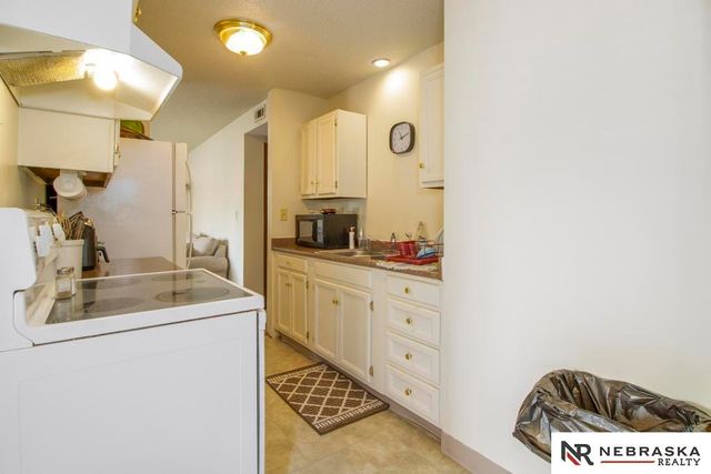 835 W Sumner Street, Lincoln, NE 68522