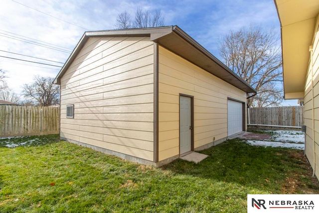 835 W Sumner Street, Lincoln, NE 68522