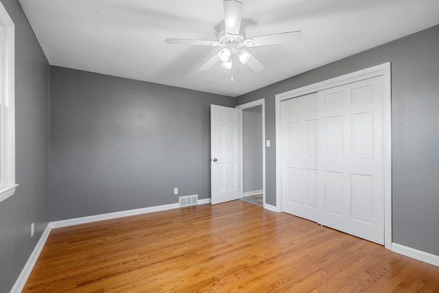 4710 W CAPITOL DRIVE, Appleton, WI 54913