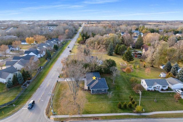 4710 W CAPITOL DRIVE, Appleton, WI 54913