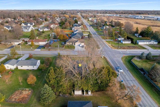 4710 W CAPITOL DRIVE, Appleton, WI 54913