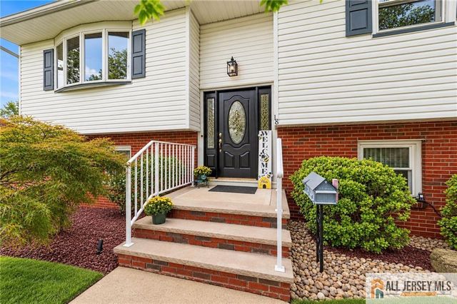 18 Lincoln Avenue, East Brunswick, NJ 08816
