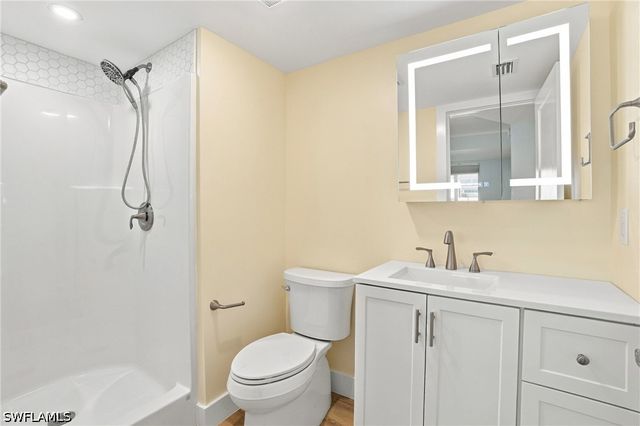 2580 Estero BLVD 15, Fort Myers Beach, FL 33931
