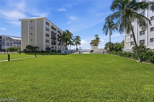 2580 Estero BLVD 15, Fort Myers Beach, FL 33931