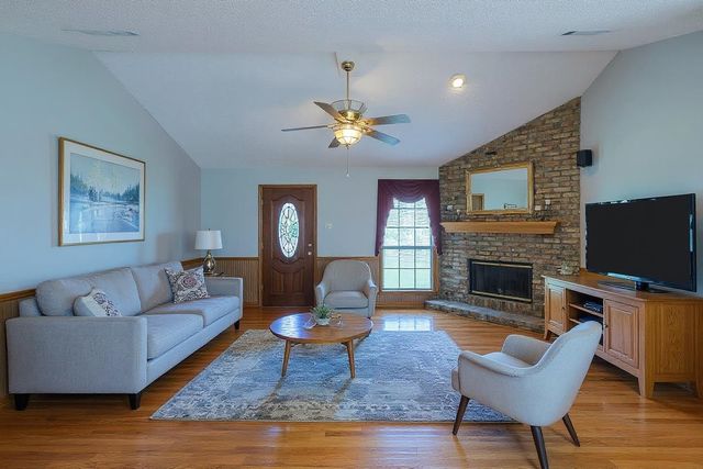 100 Farmer Lane, Thibodaux, LA 70301