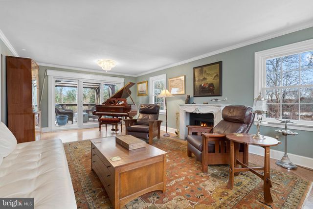 5194 SCRABBLE RD, Shepherdstown, WV 25443