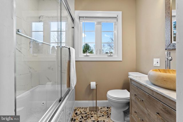 5194 SCRABBLE RD, Shepherdstown, WV 25443