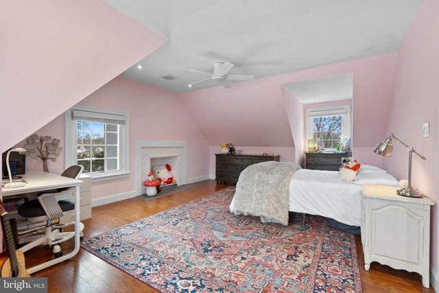 5194 SCRABBLE RD, Shepherdstown, WV 25443