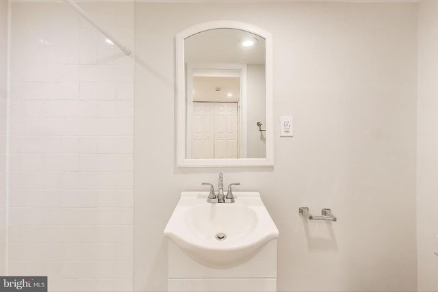 628 MADISON ST NW, Washington, DC 20011