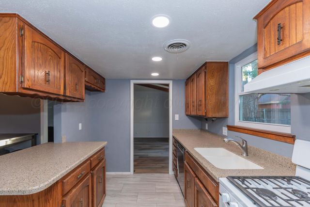 6711 COLUMBIA Lane, Amarillo, TX 79109