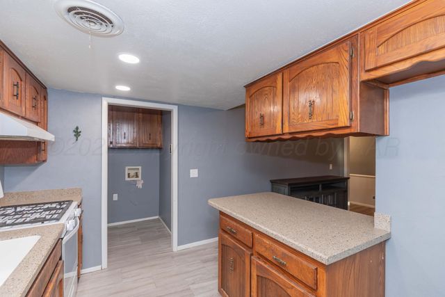 6711 COLUMBIA Lane, Amarillo, TX 79109