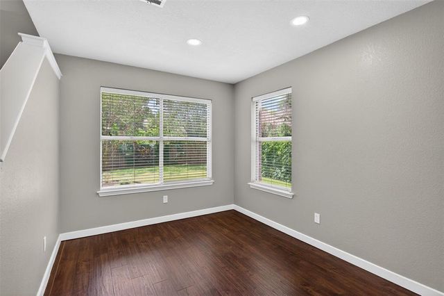 7601 Windrush DR, Austin, TX 78729