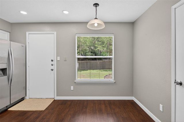 7601 Windrush DR, Austin, TX 78729