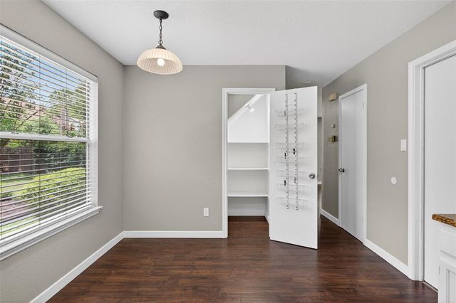 7601 Windrush DR, Austin, TX 78729