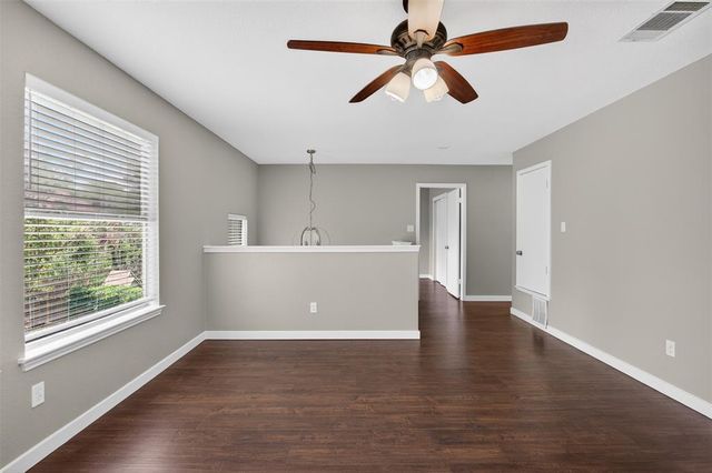 7601 Windrush DR, Austin, TX 78729