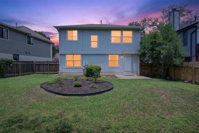7601 Windrush DR, Austin, TX 78729