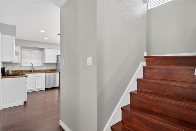 7601 Windrush DR, Austin, TX 78729