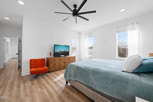 320 S Tarboro Street, Raleigh, NC 27610