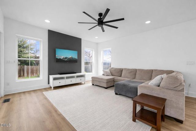 320 S Tarboro Street, Raleigh, NC 27610