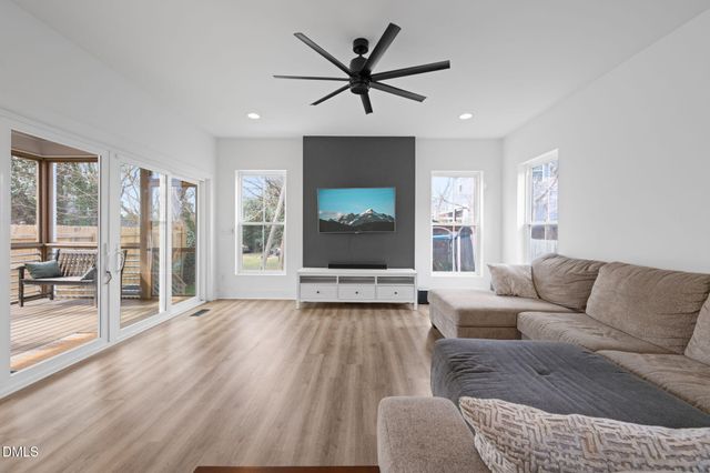 320 S Tarboro Street, Raleigh, NC 27610