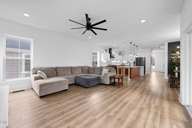 320 S Tarboro Street, Raleigh, NC 27610