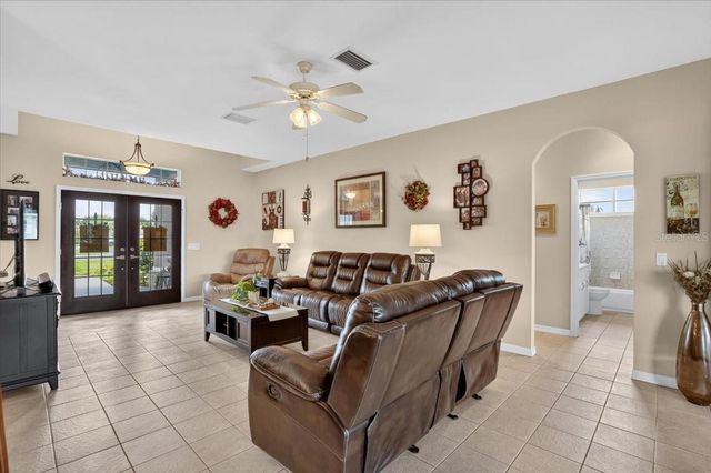 2000 JASMINE WAY, North Port, FL 34287