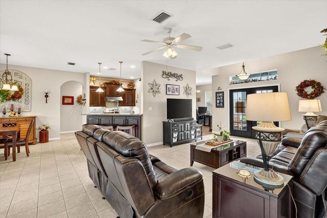 2000 JASMINE WAY, North Port, FL 34287