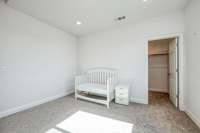 2381 N Jason Avenue, Fresno, CA 93737