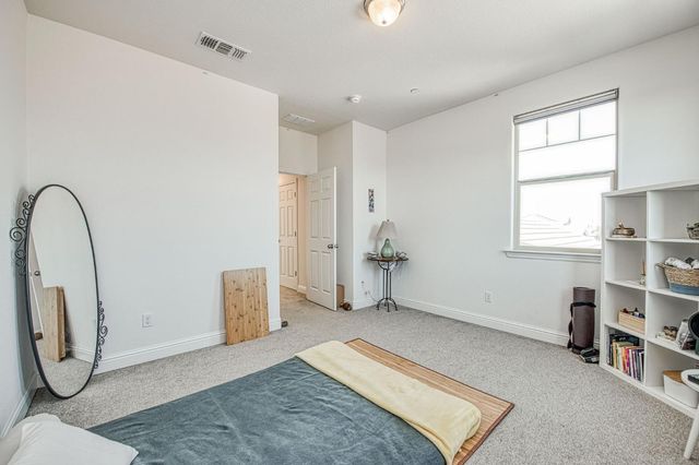 2381 N Jason Avenue, Fresno, CA 93737