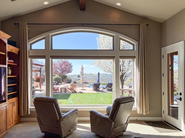 2920 Martel Crk, Rescue, CA 95672