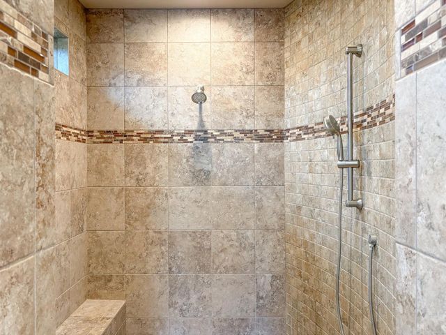 2920 Martel Crk, Rescue, CA 95672