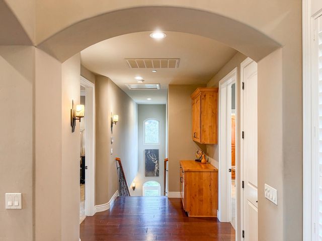 2920 Martel Crk, Rescue, CA 95672