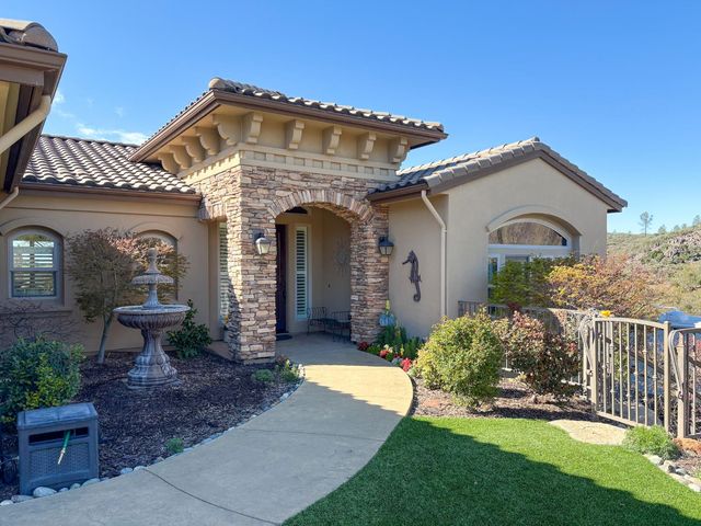 2920 Martel Crk, Rescue, CA 95672