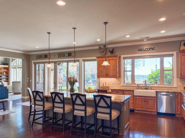 2920 Martel Crk, Rescue, CA 95672