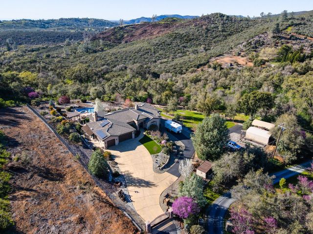 2920 Martel Crk, Rescue, CA 95672