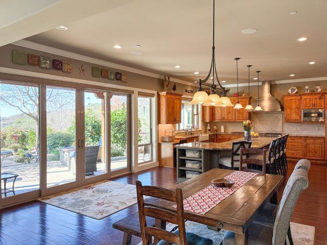 2920 Martel Crk, Rescue, CA 95672