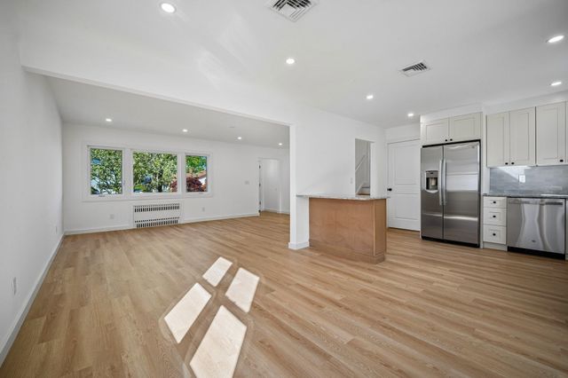 27 MOUNTAINVIEW DR, Clifton, NJ 07013