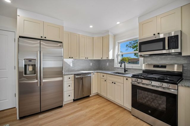 27 MOUNTAINVIEW DR, Clifton, NJ 07013