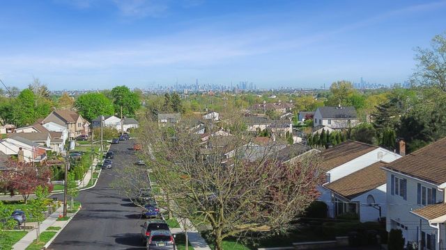 27 MOUNTAINVIEW DR, Clifton, NJ 07013