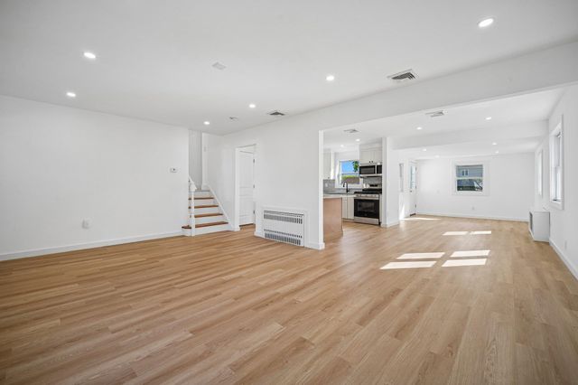 27 MOUNTAINVIEW DR, Clifton, NJ 07013