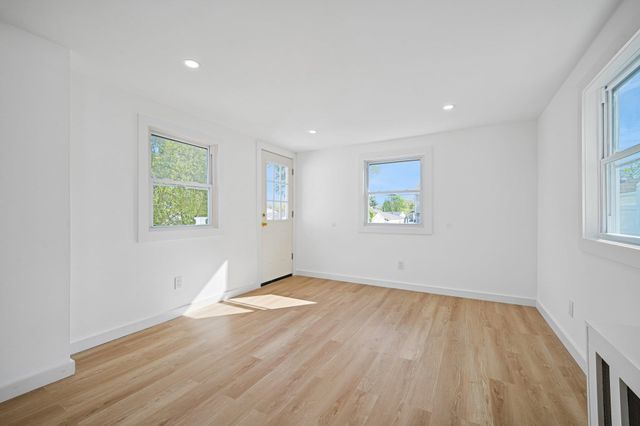 27 MOUNTAINVIEW DR, Clifton, NJ 07013