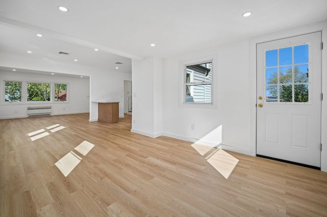 27 MOUNTAINVIEW DR, Clifton, NJ 07013