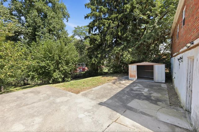 3270 Van Zandt Drive, Cincinnati, OH 45211