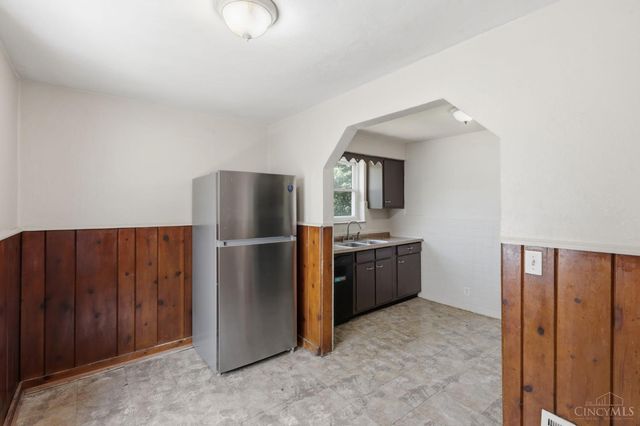 3270 Van Zandt Drive, Cincinnati, OH 45211