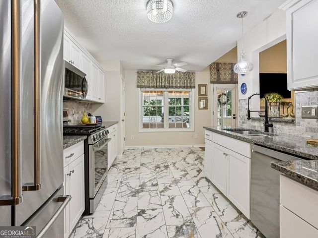 711 Soaring Drive, Marietta, GA 30062