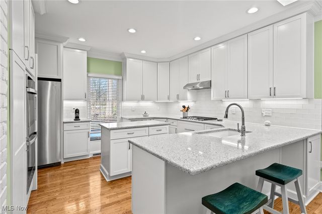 105 Fox Trace Lane, Hudson, OH 44236