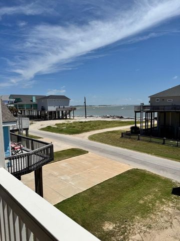 13007 Jolly Roger Drive, Freeport, TX 77541