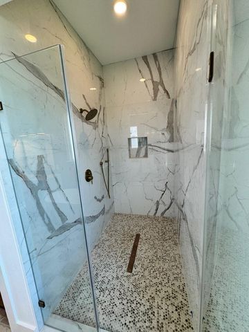 13007 Jolly Roger Drive, Freeport, TX 77541