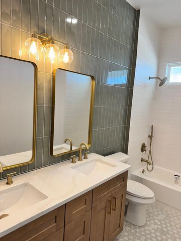 13007 Jolly Roger Drive, Freeport, TX 77541